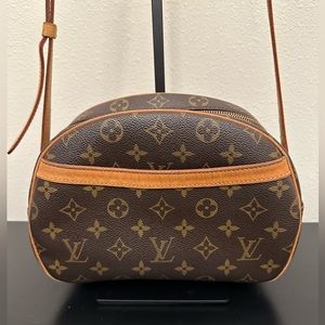 Louis Vuitton Monogram Blois